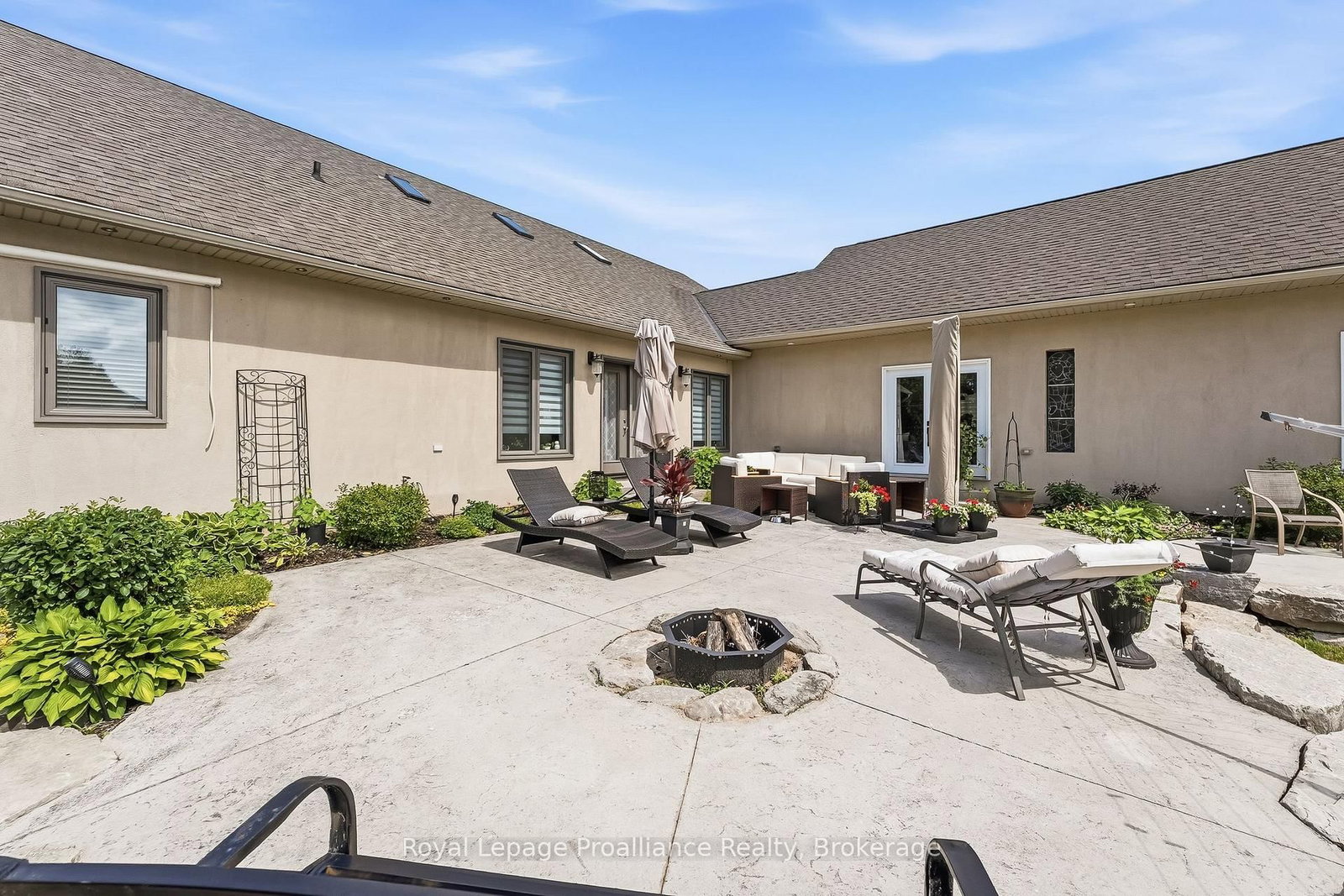 1646 Harriet Lane • Selwyn, ON photo 43