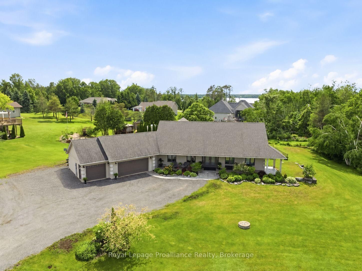 1646 Harriet Lane • Selwyn, ON photo 5