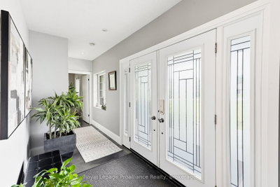 1646 Harriet Lane • Selwyn, ON photo 9