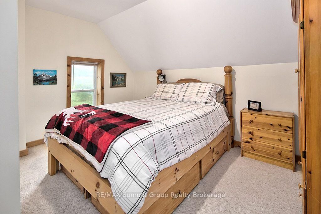 154600 Grey Road 32 • Grey Highlands, ON photo 19