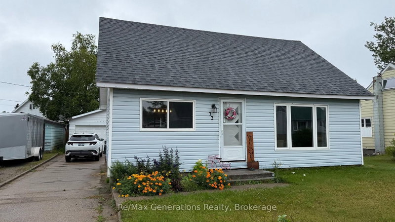 72 Hudson Drive S
