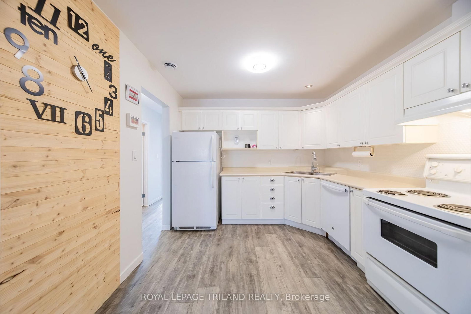 8 OAK Street • #5 • Lambton Shores, ON photo 22