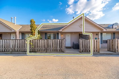 8 OAK Street • #5 • Lambton Shores, ON photo 4