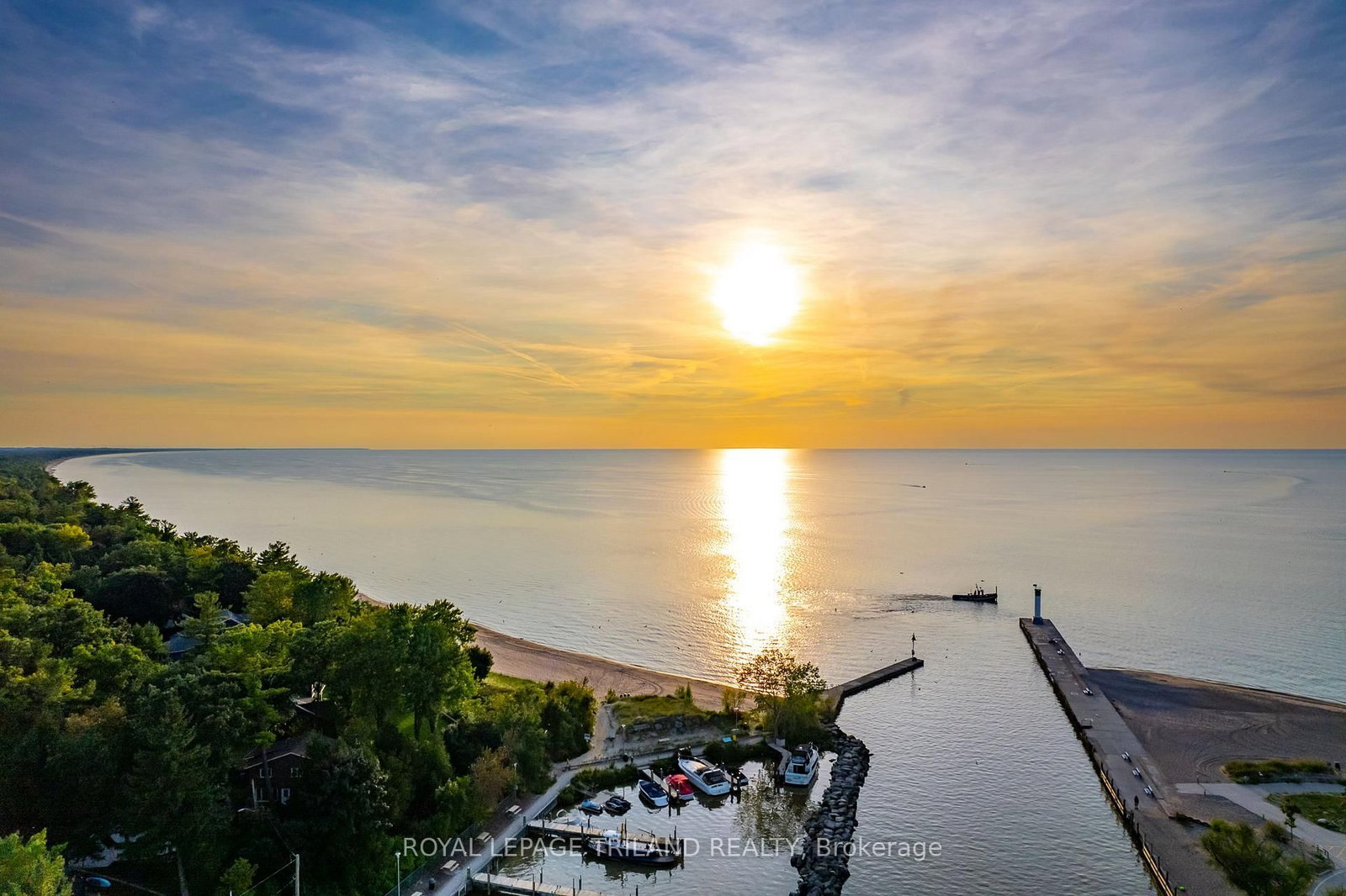 8 OAK Street • #5 • Lambton Shores, ON photo 8
