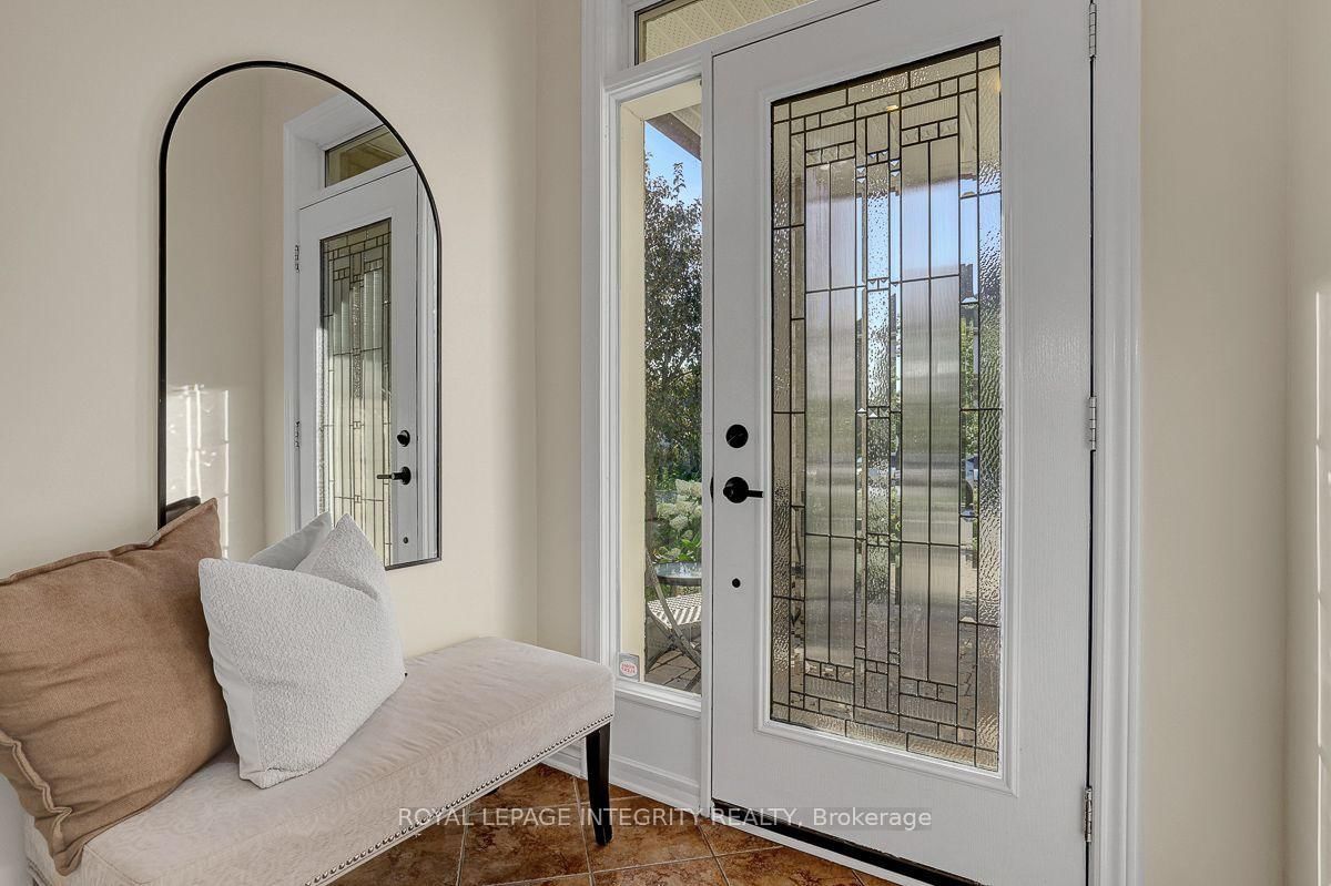 161 Mojave Crescent • Ottawa, ON photo 4