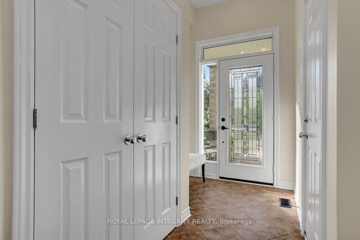 161 Mojave Crescent • Ottawa, ON photo 6