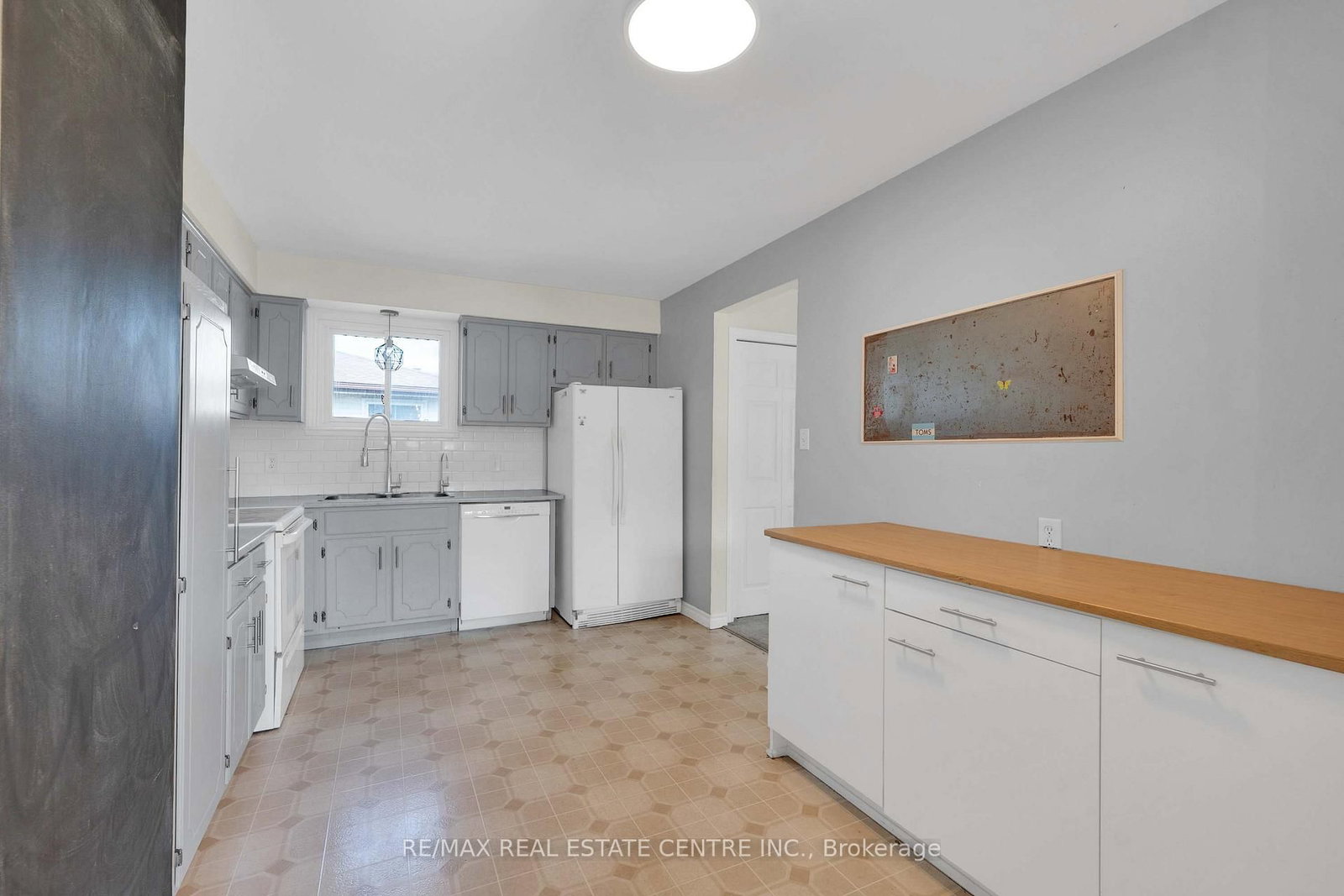 141 Cedar Crest Street • Kitchener, ON photo 9