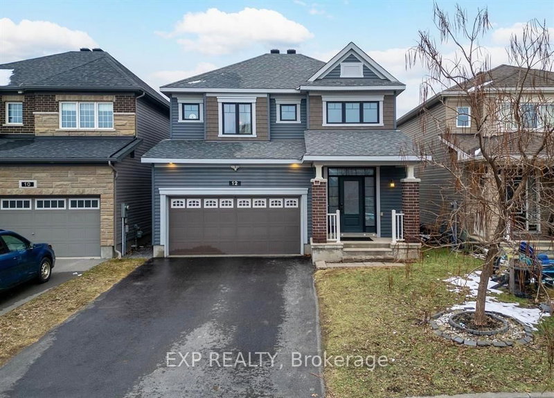 12 Knockaderry Crescent