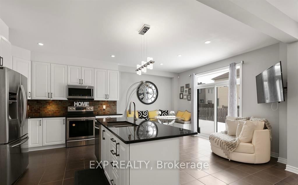 12 Knockaderry Crescent • Ottawa, ON photo 11