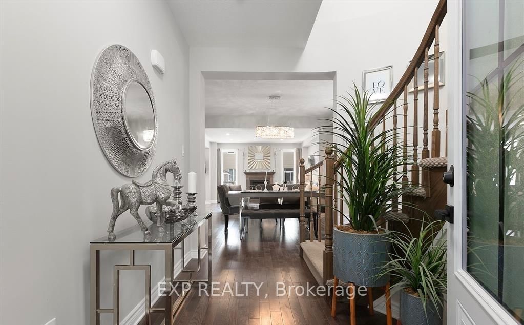 12 Knockaderry Crescent • Ottawa, ON photo 4