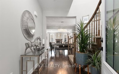 12 Knockaderry Crescent • Ottawa, ON photo 4