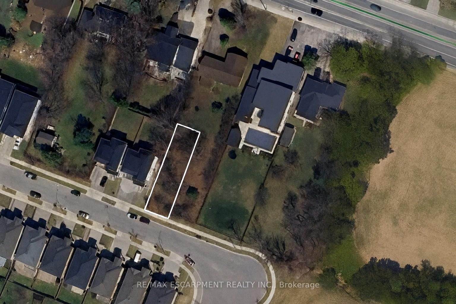 55 Cielo Court • Hamilton, ON photo 1