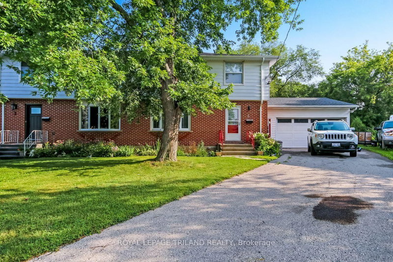 3 Gregory Place