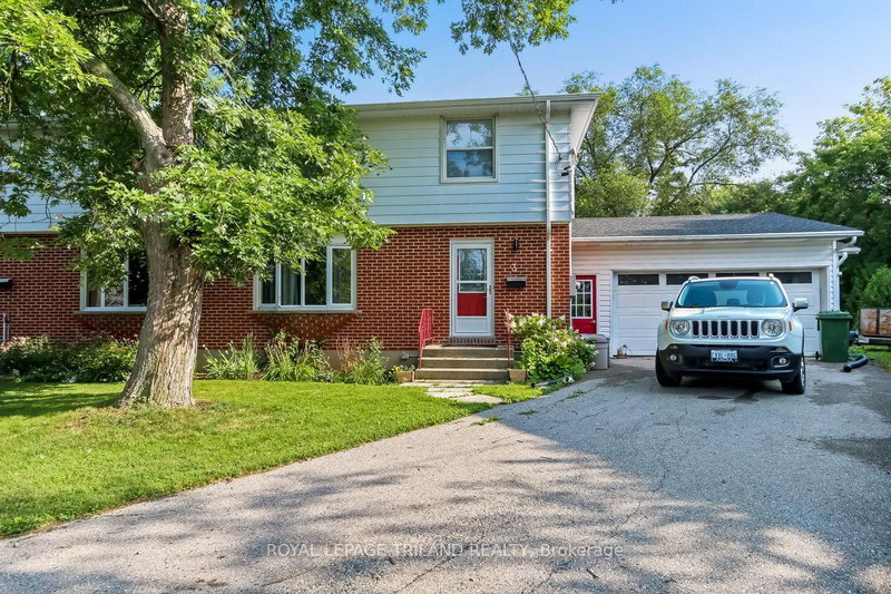3 Gregory Place