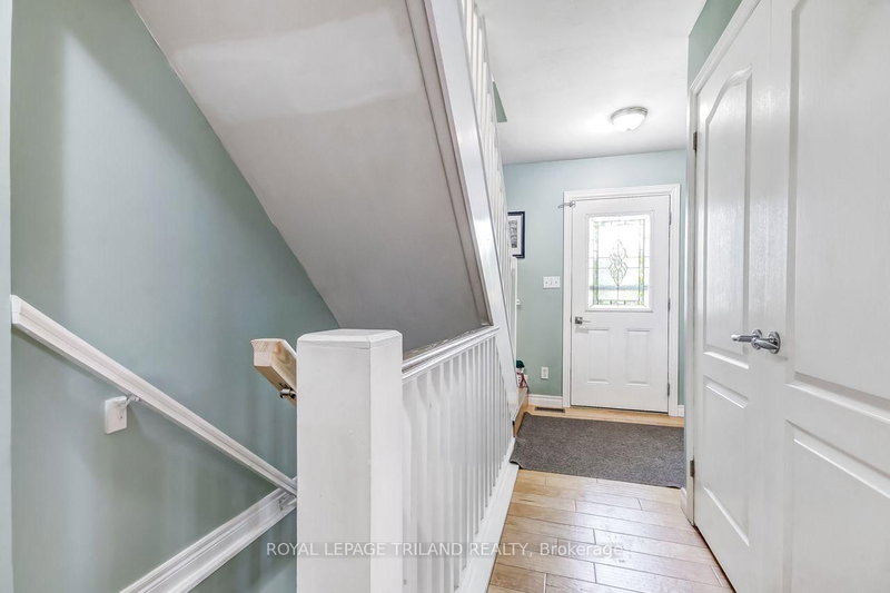3 Gregory Place