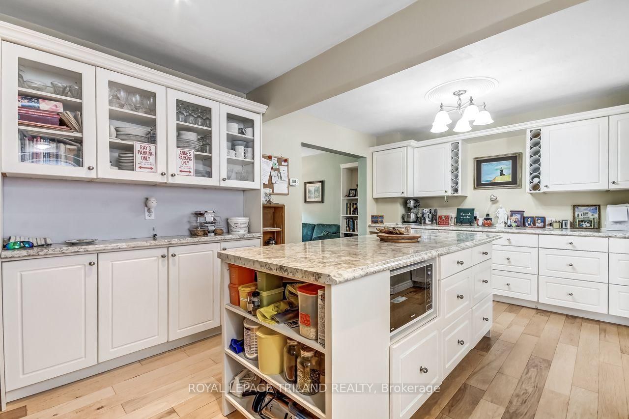 3 Gregory Place • St. Thomas, ON photo 9