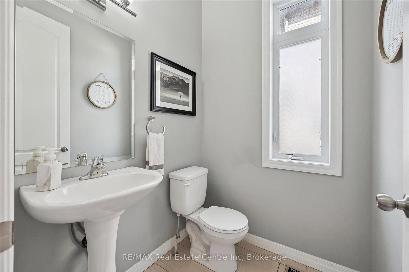 196 Maple Bush Drive • Cambridge, ON photo 11