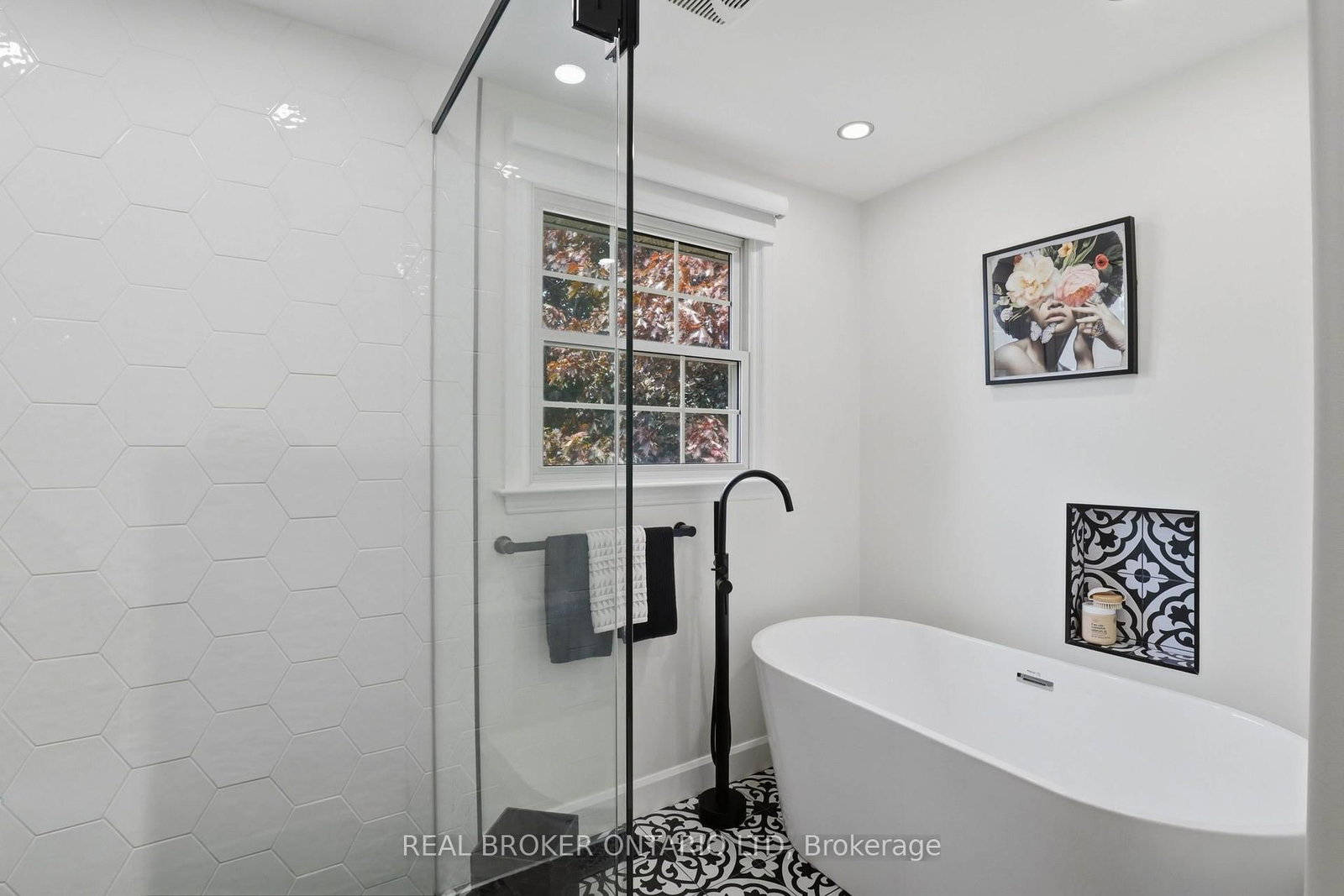 196 Wychwood Park • London North, ON photo 25