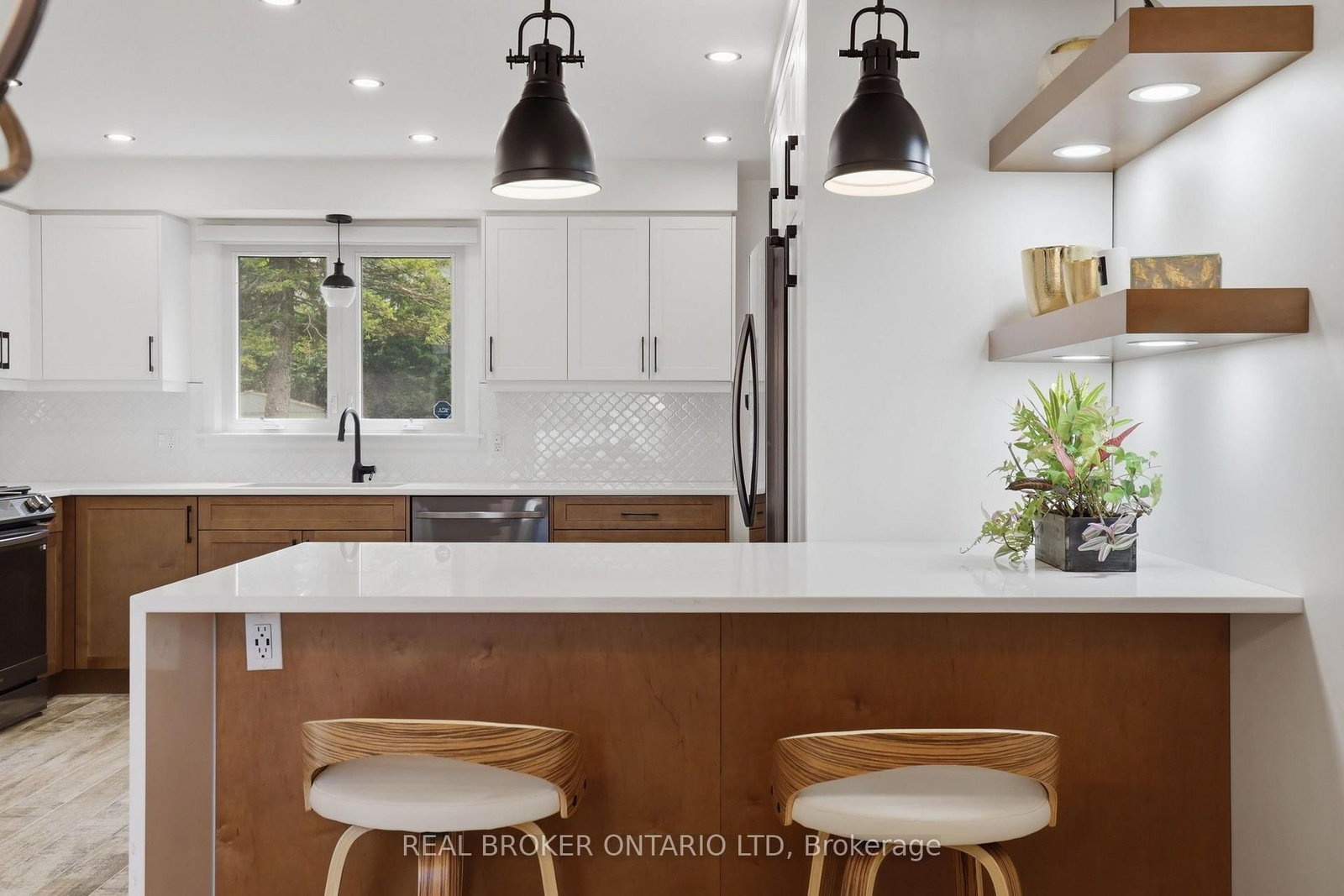 196 Wychwood Park • London North, ON photo 4