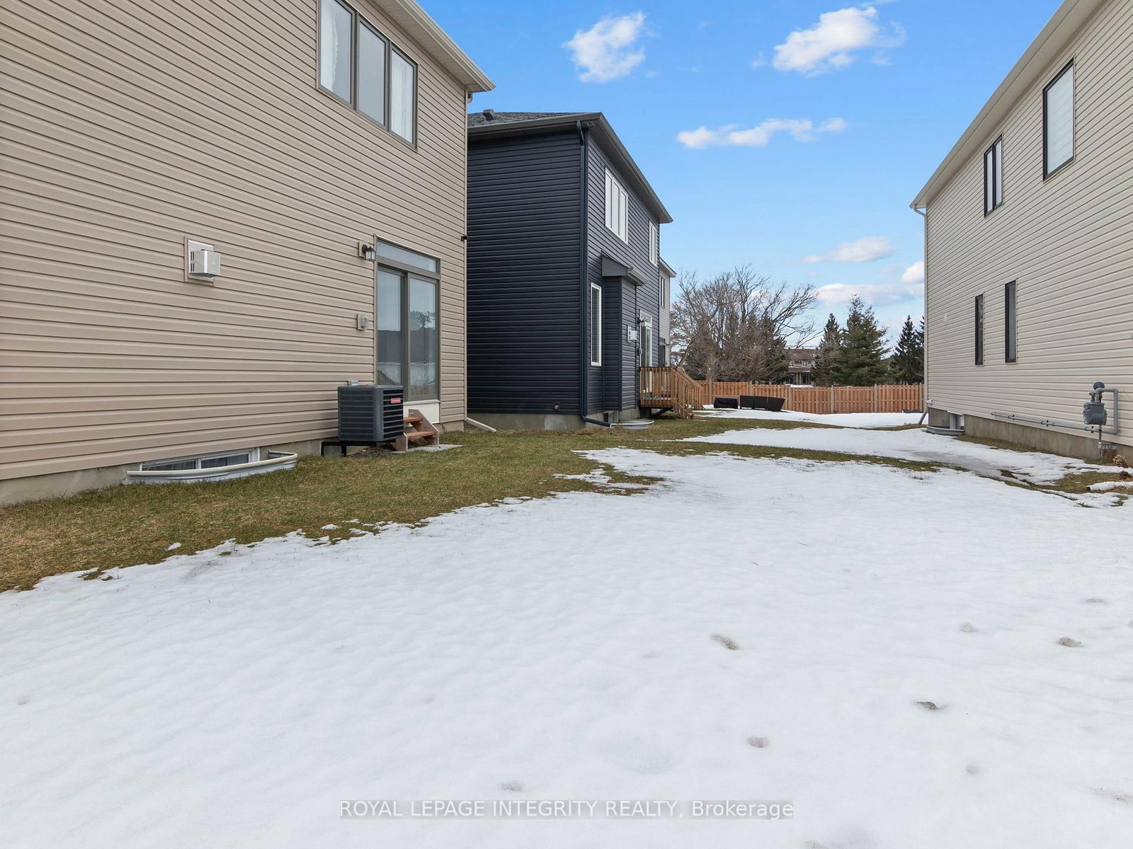 168 Maynooth Court • Ottawa, ON photo 19