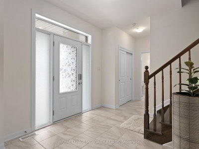 168 Maynooth Court • Ottawa, ON photo 4