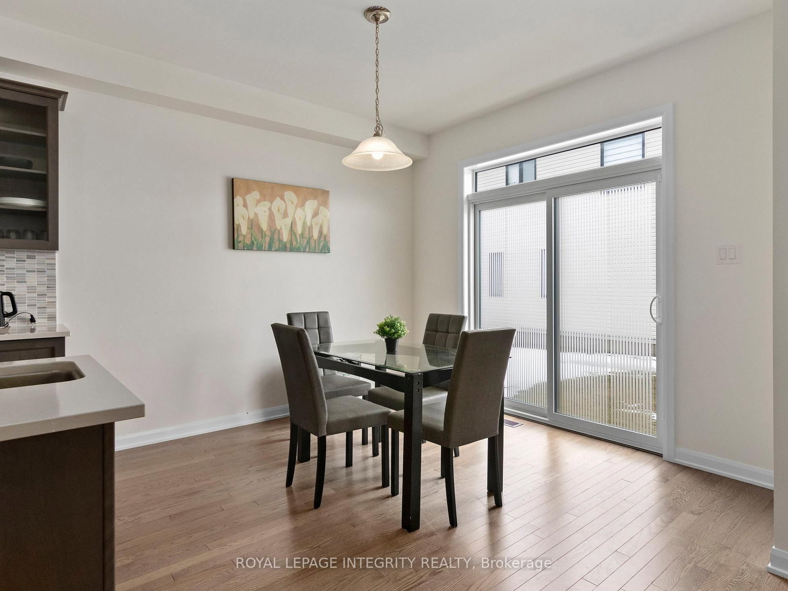 168 Maynooth Court • Ottawa, ON photo 8
