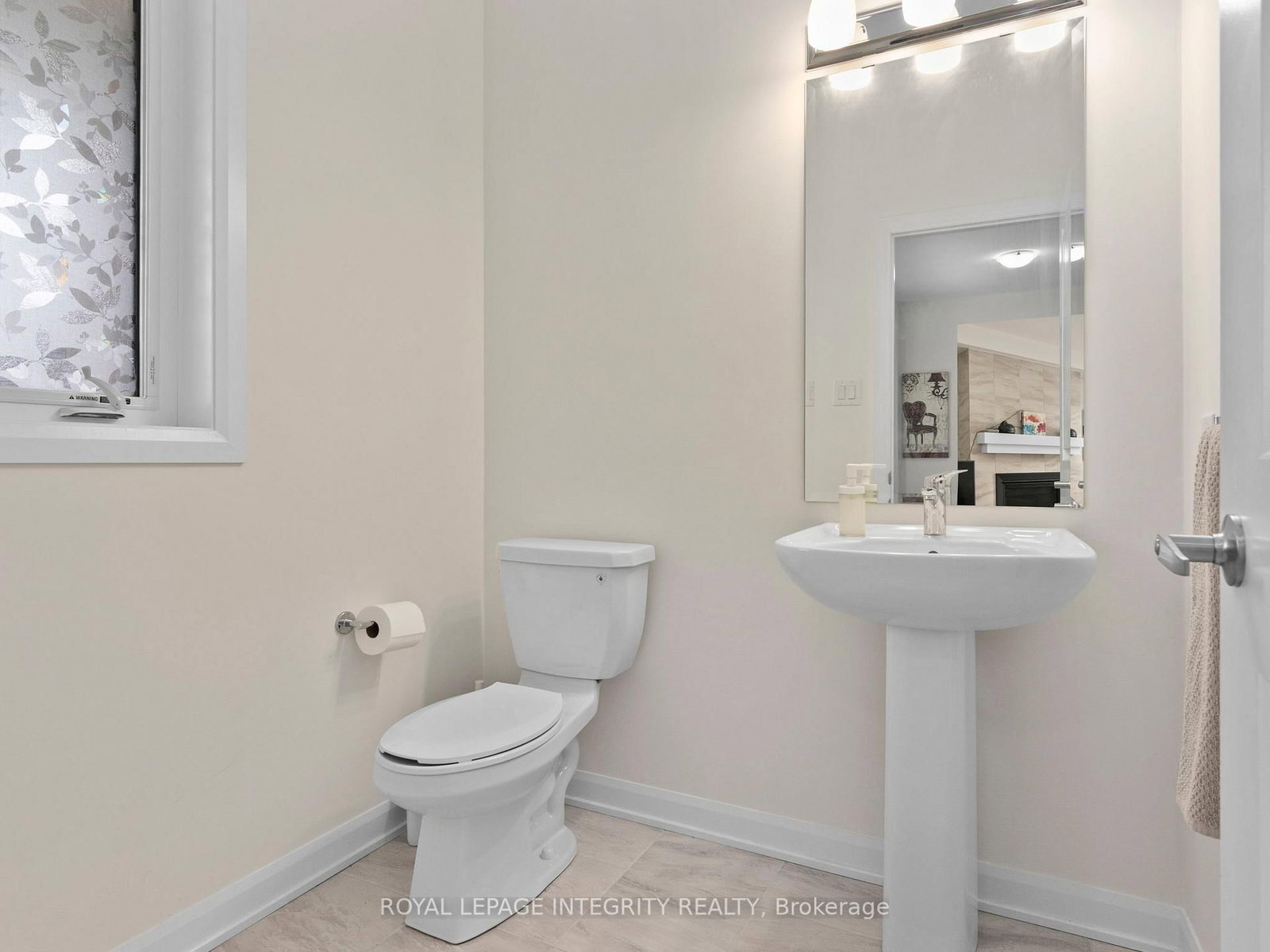 168 Maynooth Court • Ottawa, ON photo 9