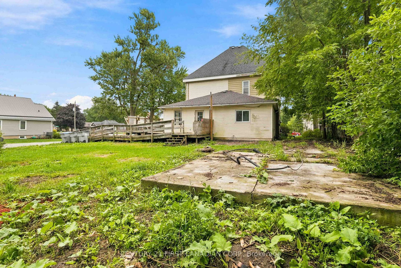 128 Main Street • Lucan Biddulph, ON photo 15