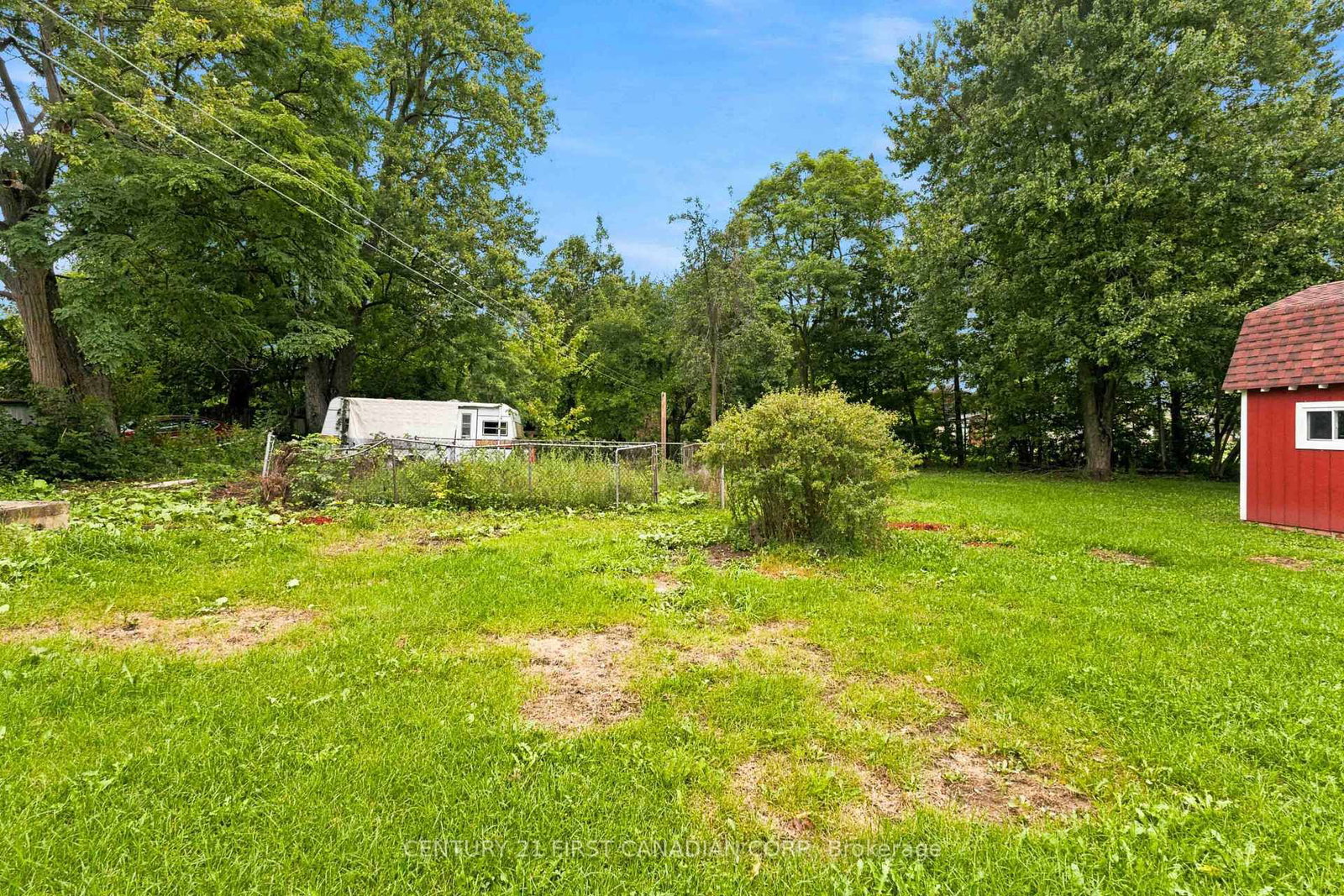 128 Main Street • Lucan Biddulph, ON photo 19