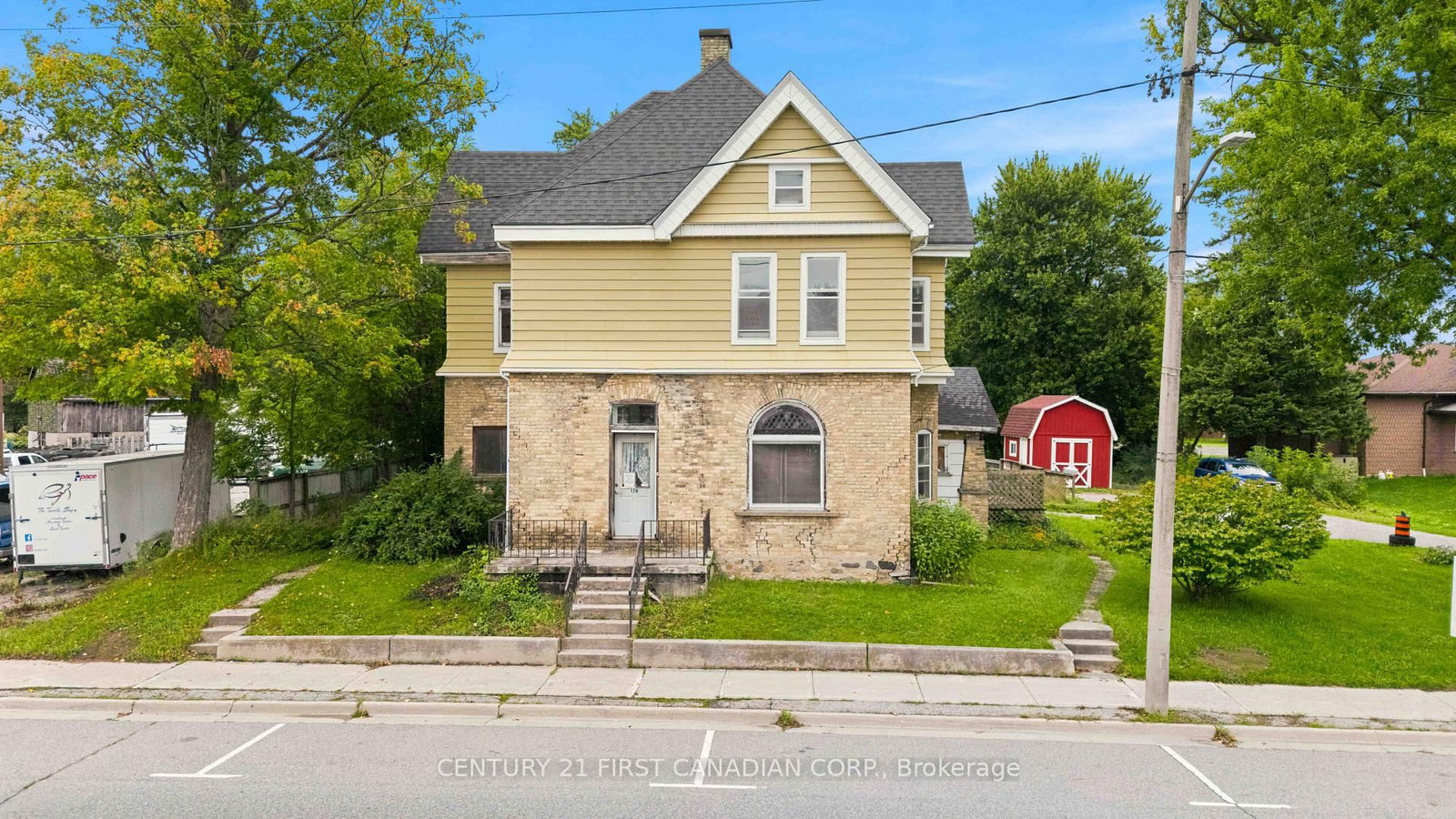 128 Main Street • Lucan Biddulph, ON photo 21