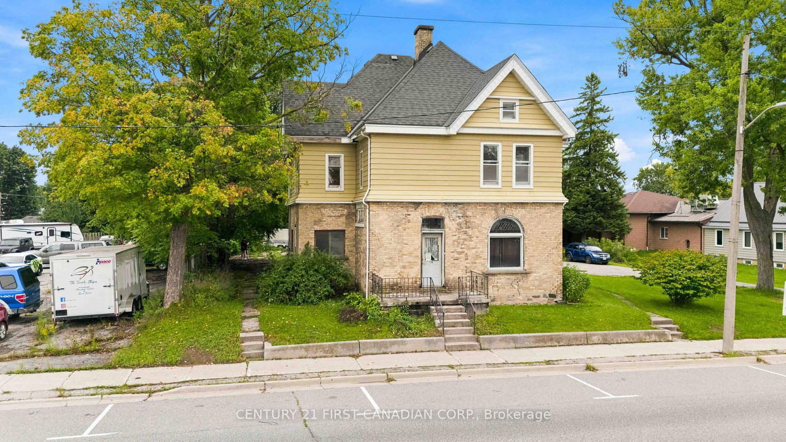 128 Main Street • Lucan Biddulph, ON photo 22