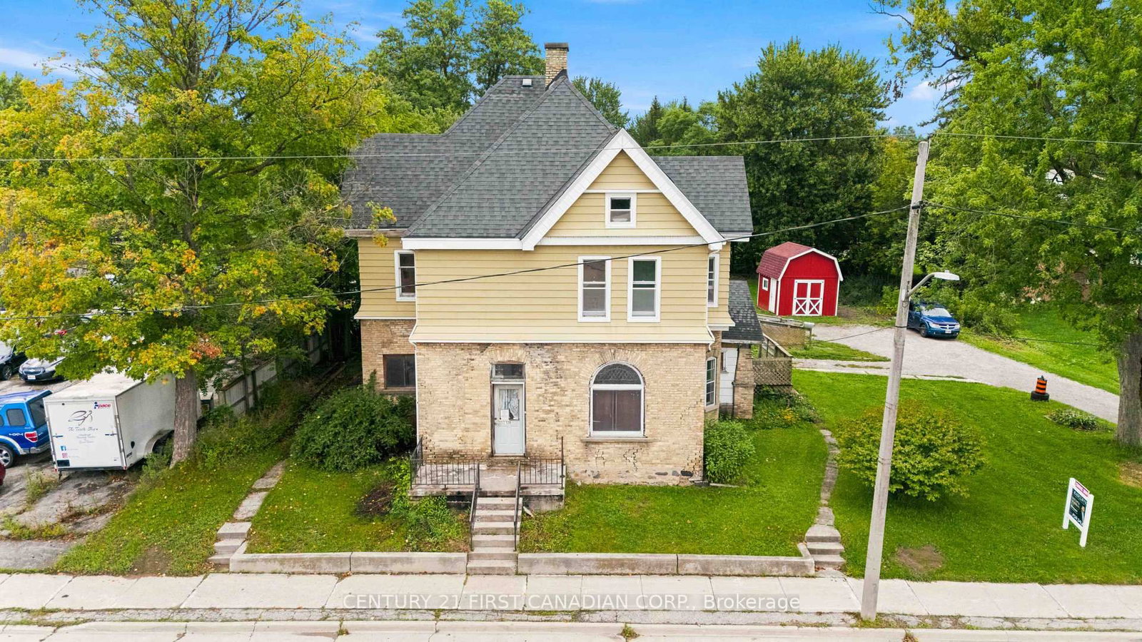 128 Main Street • Lucan Biddulph, ON photo 23