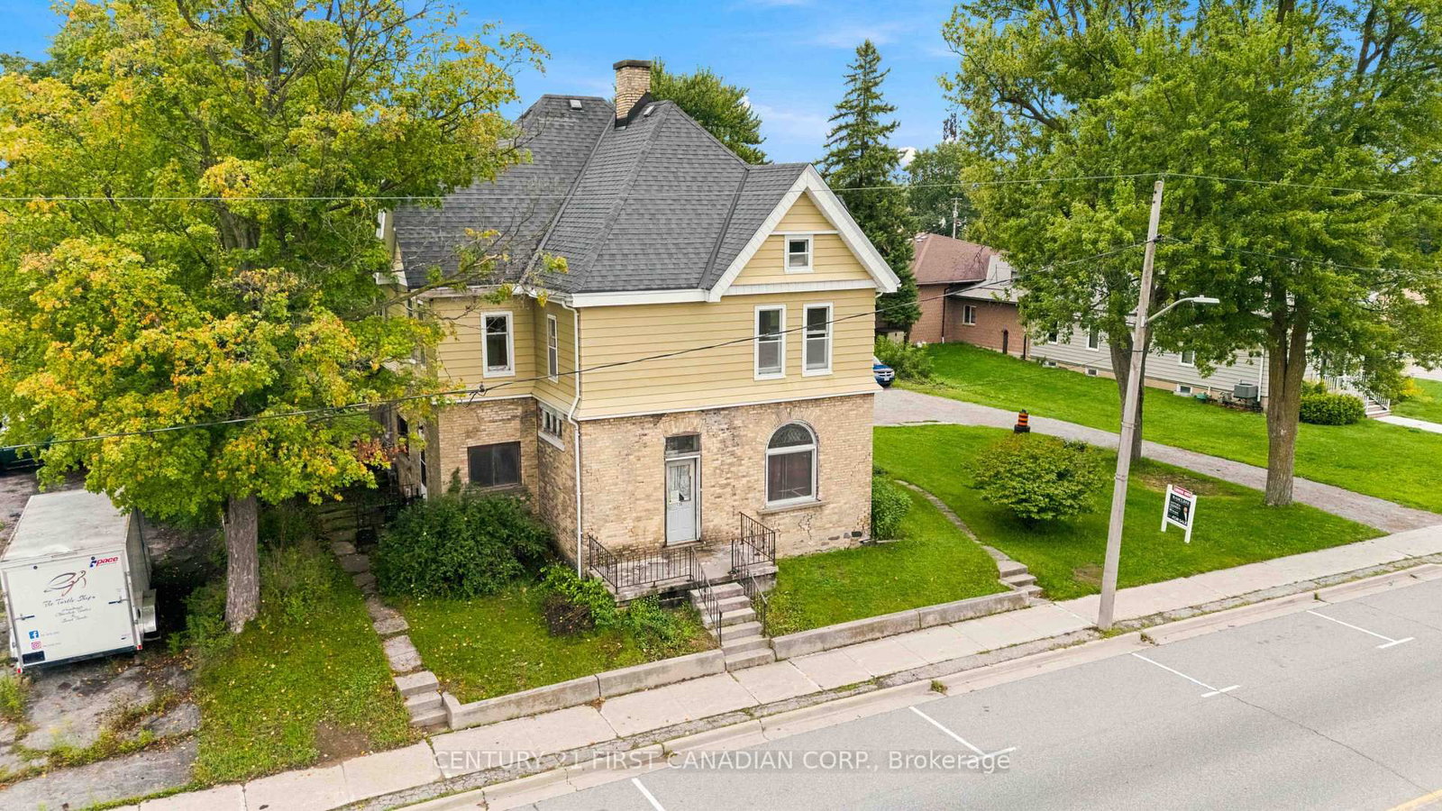 128 Main Street • Lucan Biddulph, ON photo 24