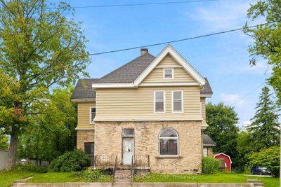 128 Main Street • Lucan Biddulph, ON photo 3