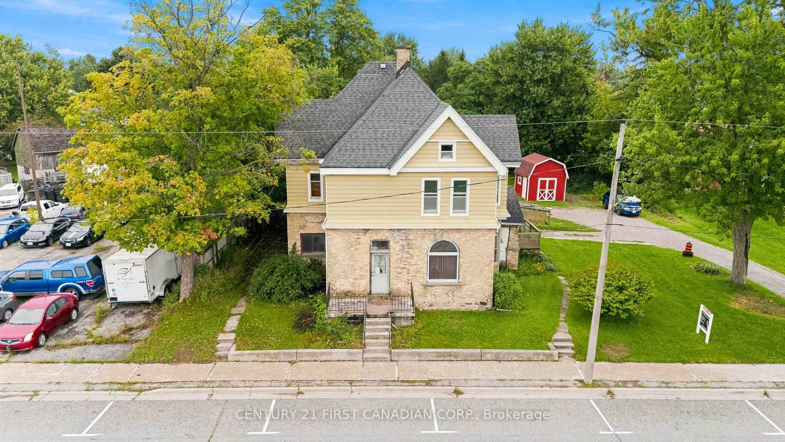 128 Main Street • Lucan Biddulph, ON photo 37