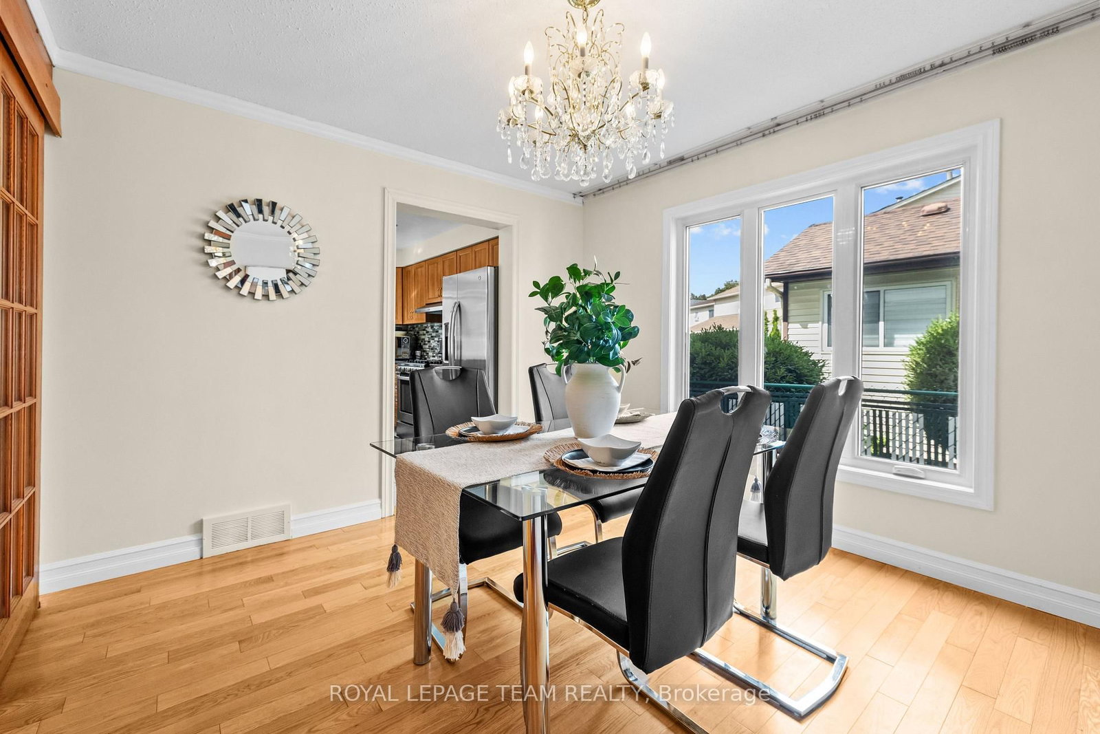 1040 Karsh Drive • Ottawa, ON photo 16