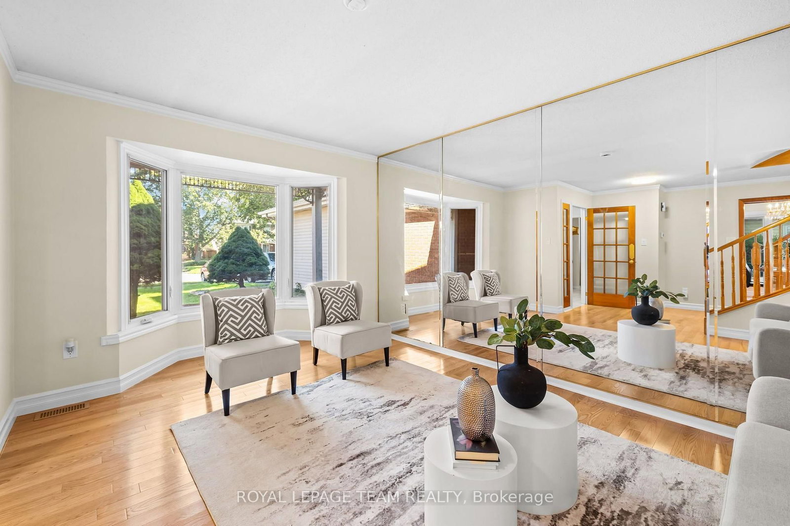 1040 Karsh Drive • Ottawa, ON photo 5