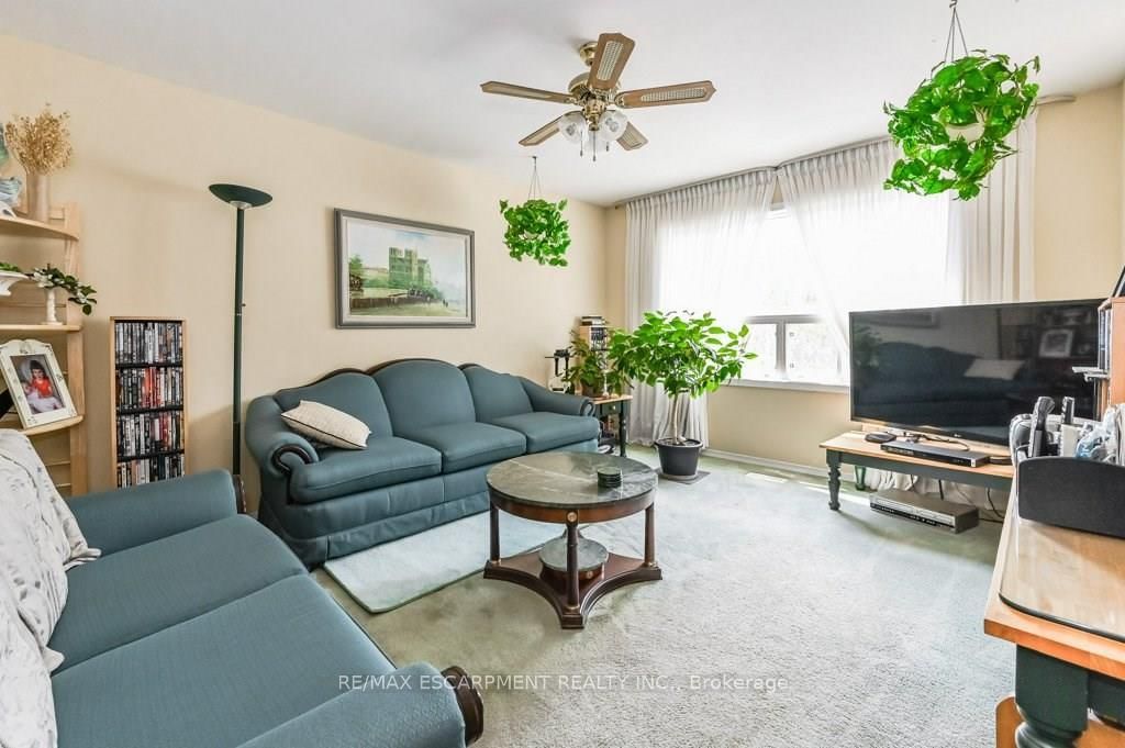 641 Limeridge Road E • Hamilton, ON photo 4