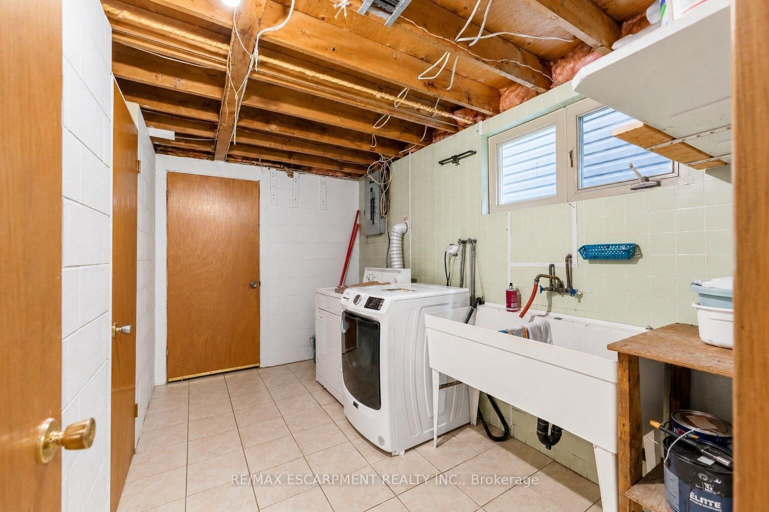 1894 Main Street E • Hamilton, ON photo 26