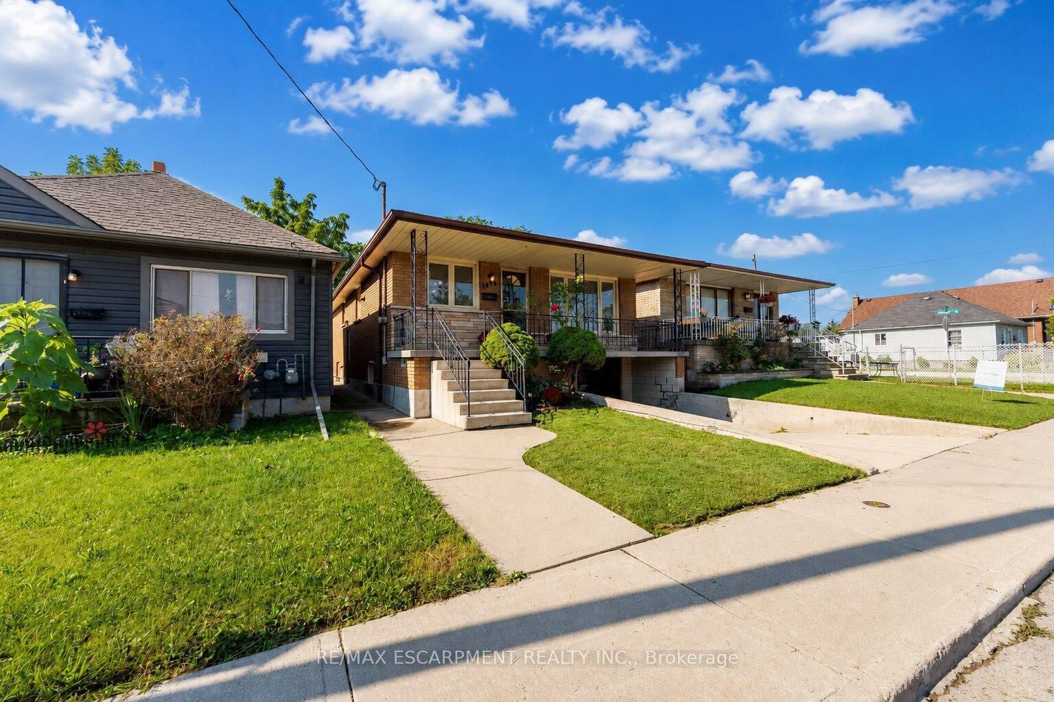 1894 Main Street E • Hamilton, ON photo 31