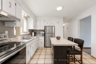 1894 Main Street E • Hamilton, ON photo 8