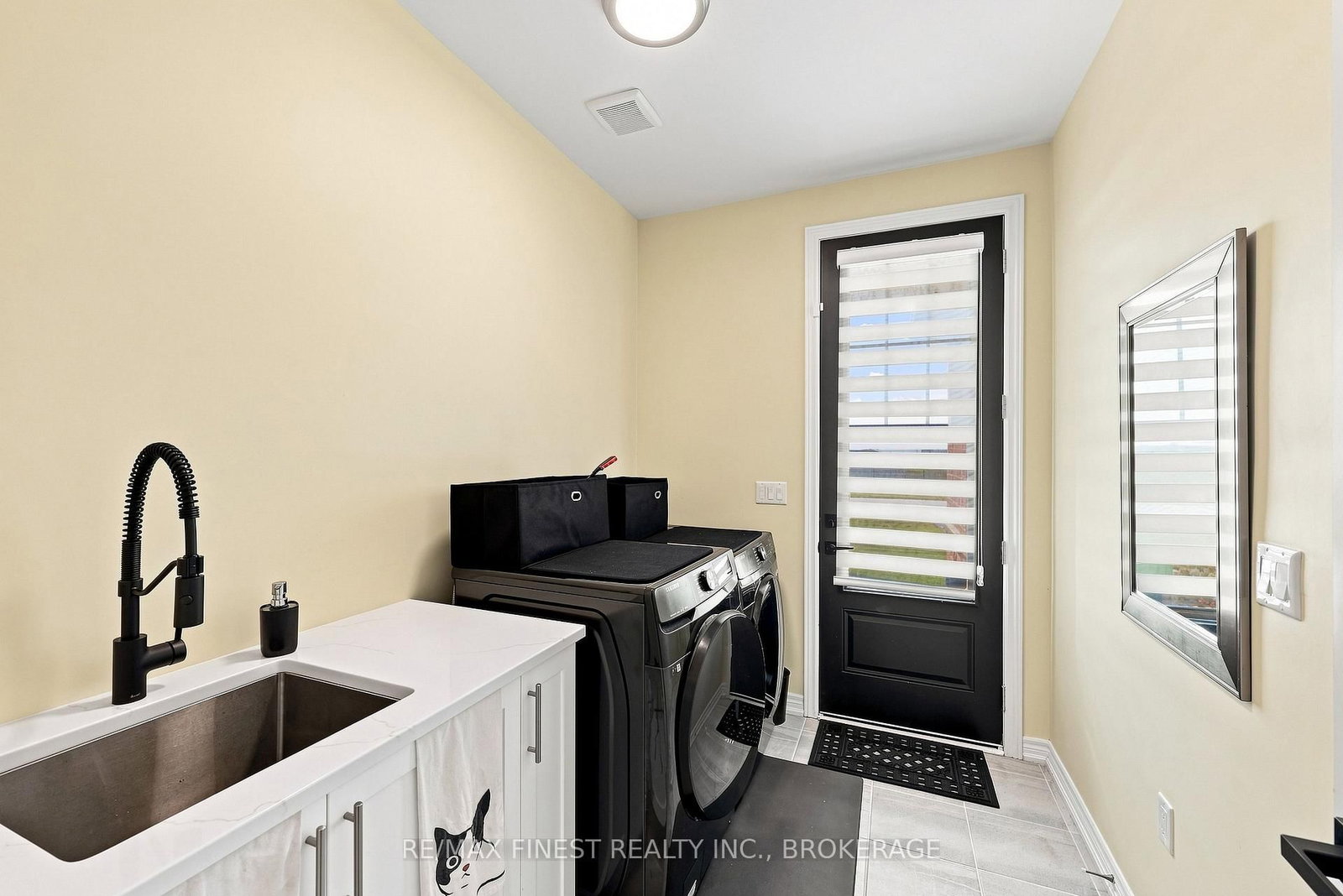 19 Wellers Way • Quinte West, ON photo 35