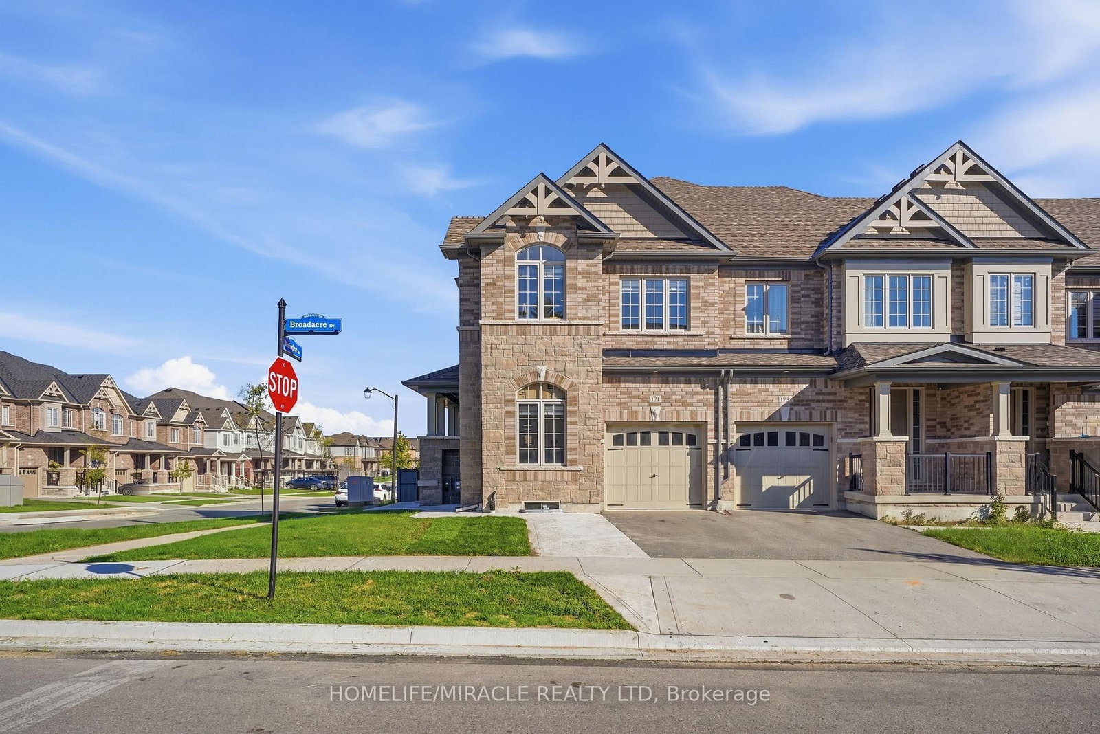 171 Broadacre Drive • Kitchener, ON photo 3
