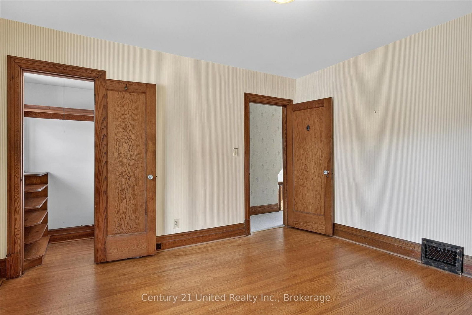 627 Gilmour Street • Peterborough, ON photo 23