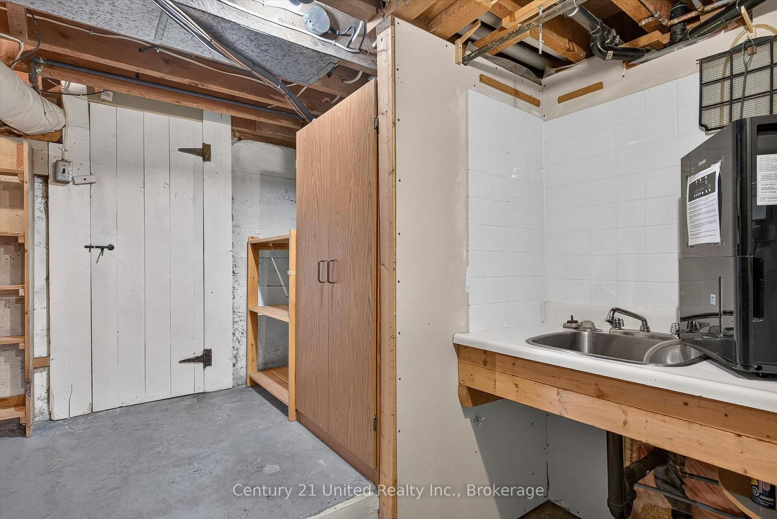 627 Gilmour Street • Peterborough, ON photo 44