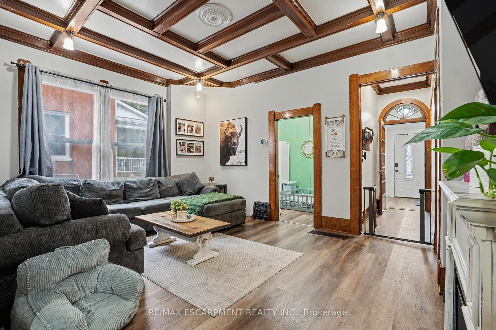600 PEEL Street • Woodstock, ON photo 8