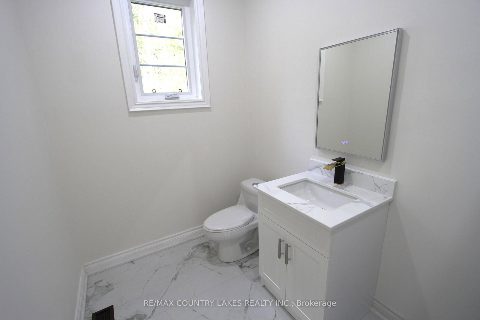 445 Martin's Road • Kawartha Lakes, ON photo 17