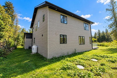 445 Martin's Road • Kawartha Lakes, ON photo 4
