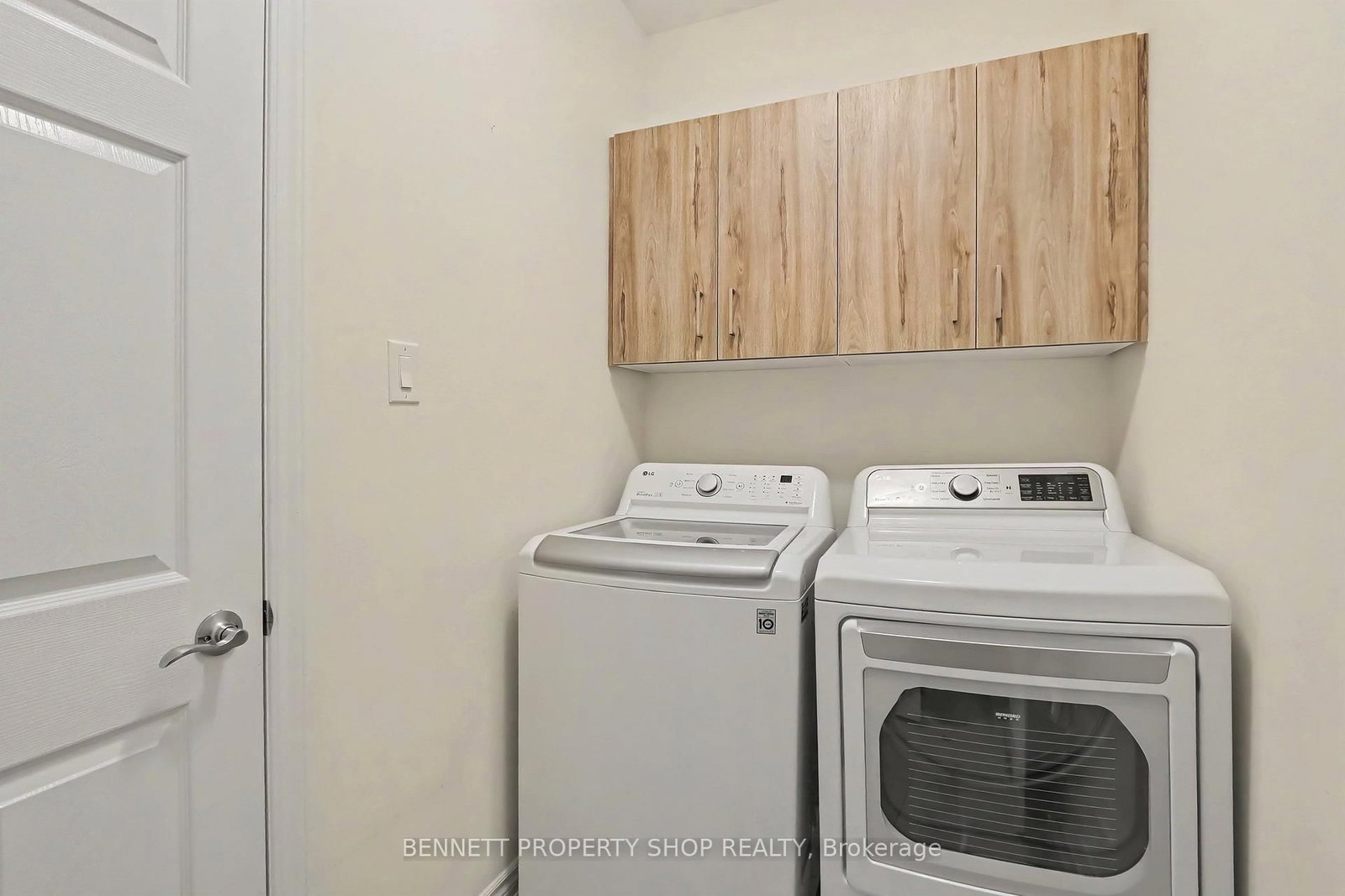 259 Shinny Avenue • Ottawa, ON photo 13