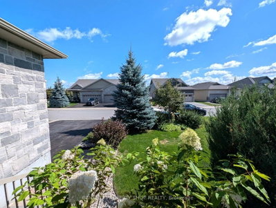 259 Shinny Avenue • Ottawa, ON photo 2